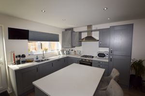 Kitchen/Diner- click for photo gallery